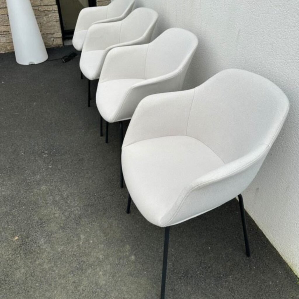 nettoyage professionnel de chaises à concarneau